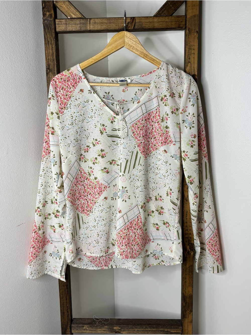 Old Navy Cream Floral Patchwork Long-Sleeve Top Size L